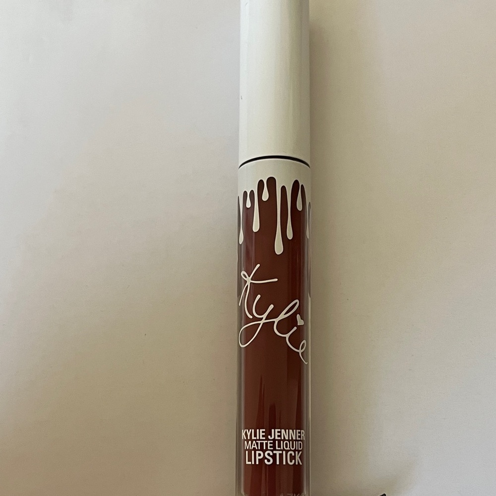 Kylie Cosmetics Matte Liquid Lipstick - Clove